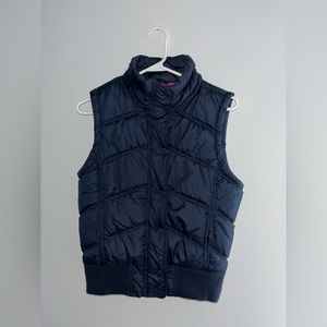 Adorable navy puffer vest from Aeropostale